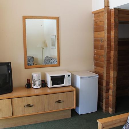 Riverview Lodge Wasaga Beach Phòng bức ảnh