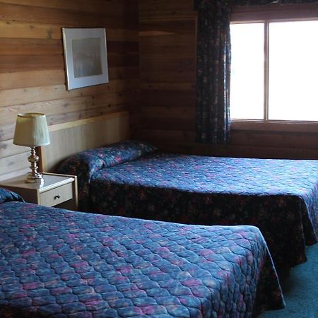 Riverview Lodge Wasaga Beach Phòng bức ảnh