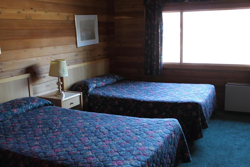 Riverview Lodge Wasaga Beach Phòng bức ảnh